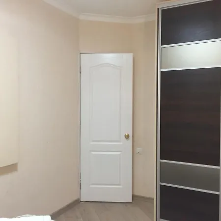 Апартаменти Near Sea Shevchenko Park *